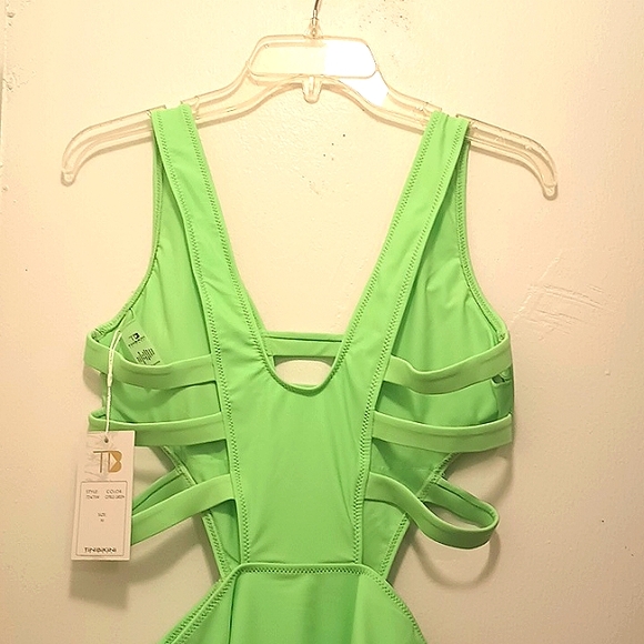TANKINI NEON GREEN ONE PIECE BATHING SUIT - Picture 3 of 5